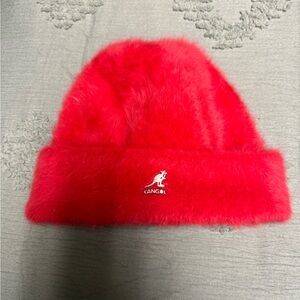 SUPREME KANGOL BEANIE PINK
SIZE OS